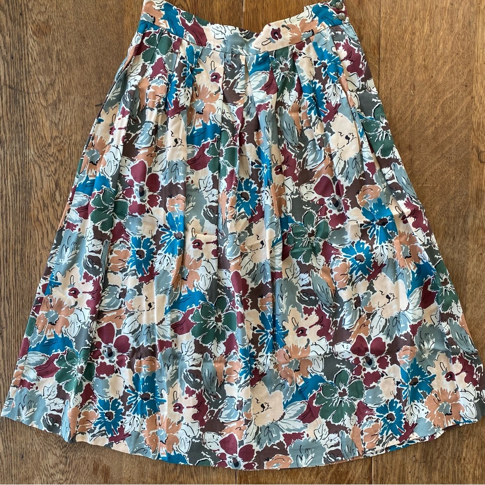 JH Collectibles VINTAGE Floral Midi Skirt in Blue, Green, and Cream